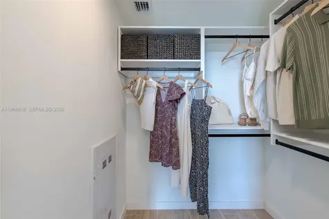 3900 Alton Road Miami Beach FL 33140