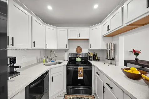 13870 Oneida Drive Delray Beach FL 33446