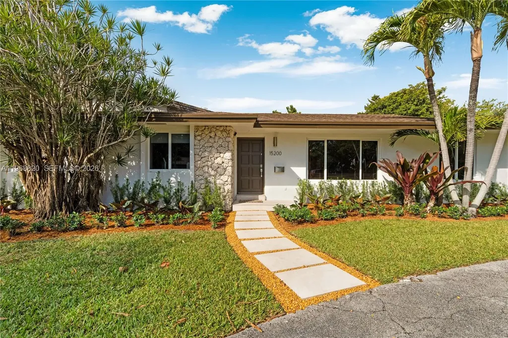 15200 SW 77th Court Palmetto Bay FL 33157