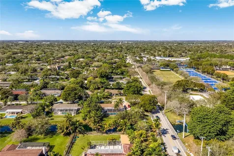 15200 SW 77th Court Palmetto Bay FL 33157