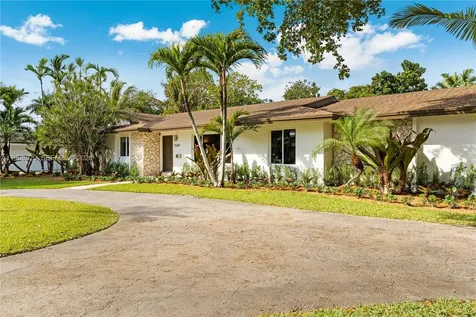 15200 SW 77th Court Palmetto Bay FL 33157