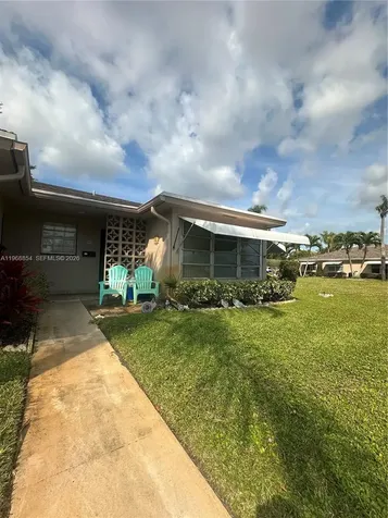 1252 W Club Drive W Delray Beach FL 33445