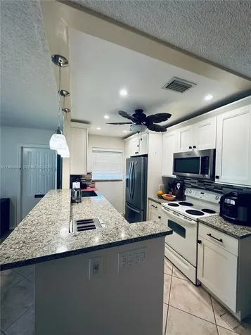1252 W Club Drive W Delray Beach FL 33445