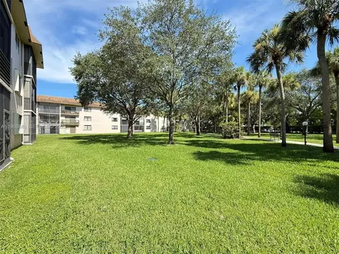 6095 N Sabal Palm Boulevard Tamarac FL 33319