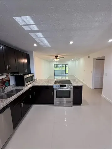 6095 N Sabal Palm Boulevard Tamarac FL 33319