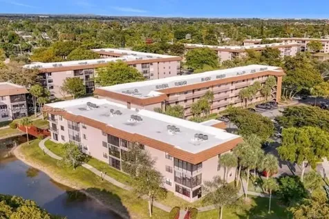 6095 N Sabal Palm Boulevard Tamarac FL 33319