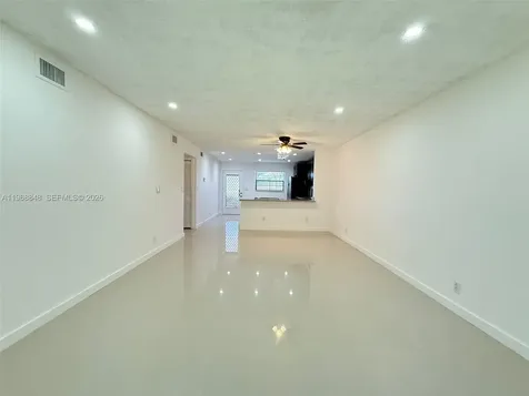 6095 N Sabal Palm Boulevard Tamarac FL 33319