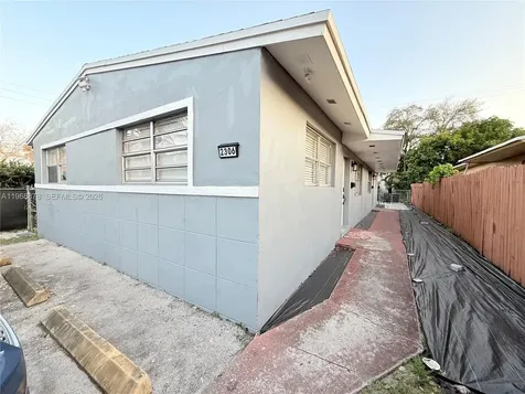 2306 Simms Street Hollywood FL 33020