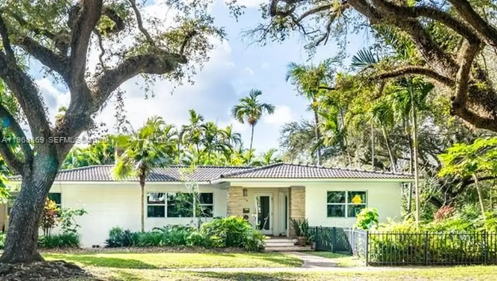 9118 NE 5th Avenue Miami Shores FL 33138