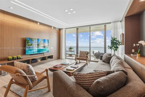 18975 Collins Avenue Sunny Isles Beach FL 33160