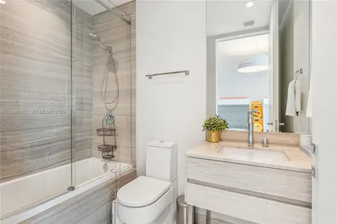 18975 Collins Avenue Sunny Isles Beach FL 33160