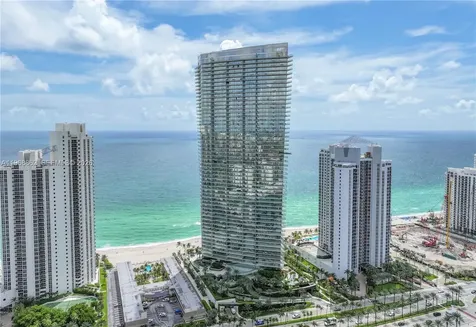 18975 Collins Avenue Sunny Isles Beach FL 33160
