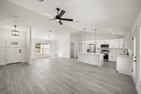 9989 SW 42nd Avenue Ocala FL 34476