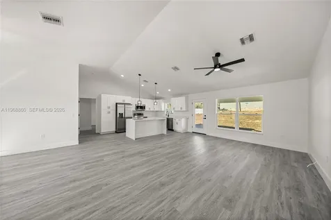 9989 SW 42nd Avenue Ocala FL 34476