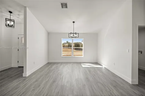 9989 SW 42nd Avenue Ocala FL 34476