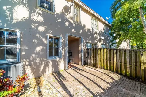 14968 SW 23rd Way Miami FL 33185