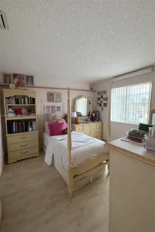 19804 NW 67th Court Hialeah FL 33015