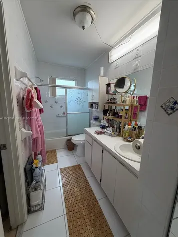 19804 NW 67th Court Hialeah FL 33015