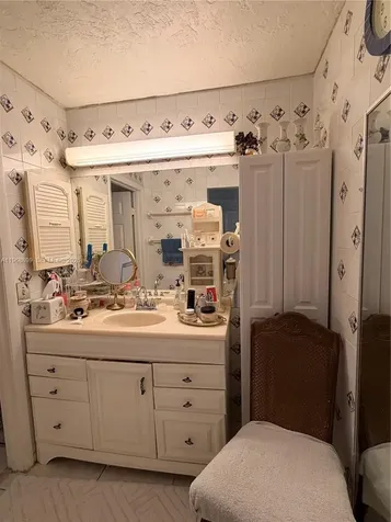 19804 NW 67th Court Hialeah FL 33015