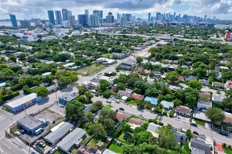 231 NW 44th Street Miami FL 33127
