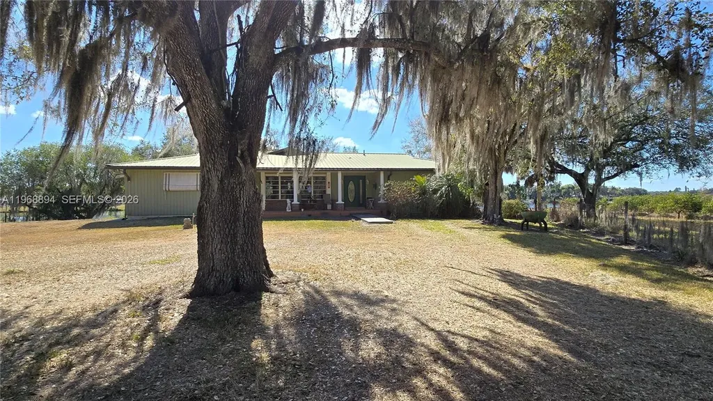 1209 County Road 78 La Belle FL 33935