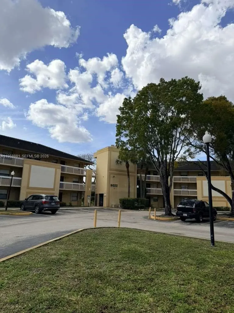 9022 NW 28th Drive Coral Springs FL 33065