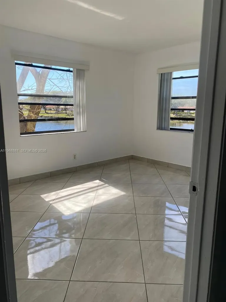 9022 NW 28th Drive Coral Springs FL 33065