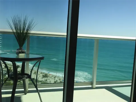 3901 S Ocean Drive Hollywood FL 33019