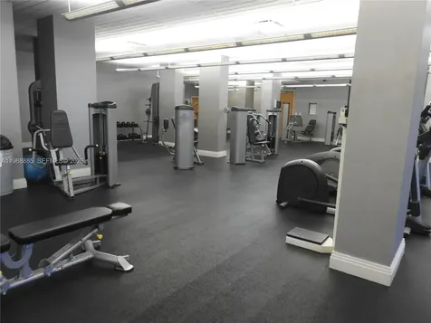 3901 S Ocean Drive Hollywood FL 33019