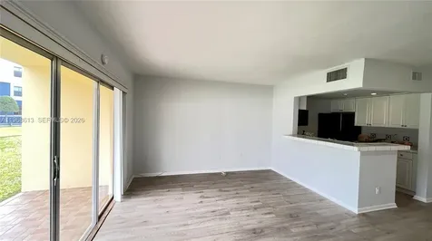 7304 SW 82nd Street Miami FL 33143