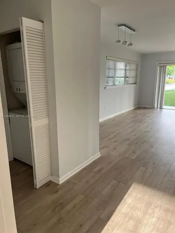 7304 SW 82nd Street Miami FL 33143