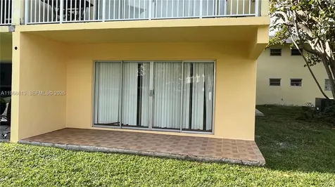 7304 SW 82nd Street Miami FL 33143