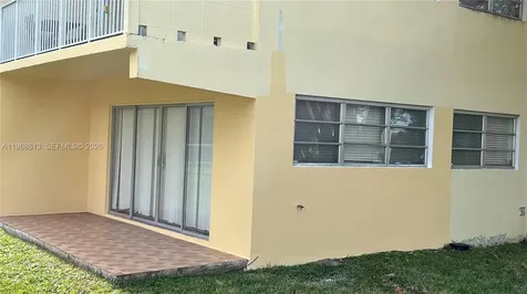 7304 SW 82nd Street Miami FL 33143