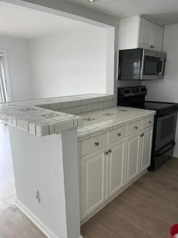 7304 SW 82nd Street Miami FL 33143