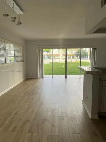 7304 SW 82nd Street Miami FL 33143