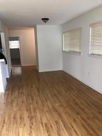 7304 SW 82nd Street Miami FL 33143