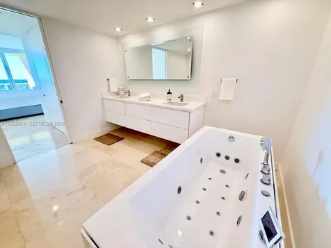 2100 N Ocean Boulevard Fort Lauderdale FL 33305