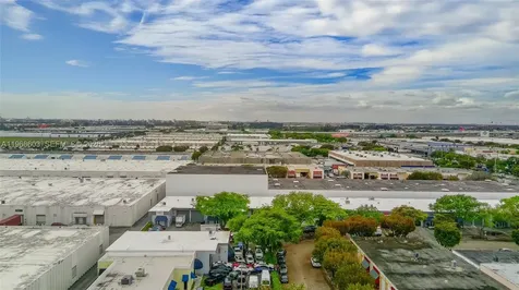 3337 NW 74th Avenue Miami FL 33122
