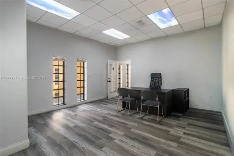 3337 NW 74th Avenue Miami FL 33122