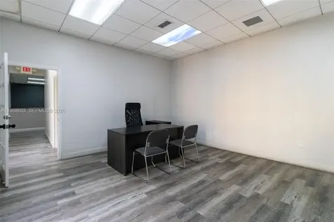 3337 NW 74th Avenue Miami FL 33122