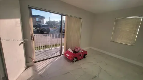 5425 SW 77th Court Miami FL 33155