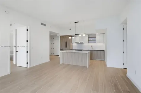 3900 Alton Road Miami Beach FL 33140