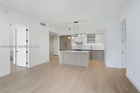 3900 Alton Road Miami Beach FL 33140