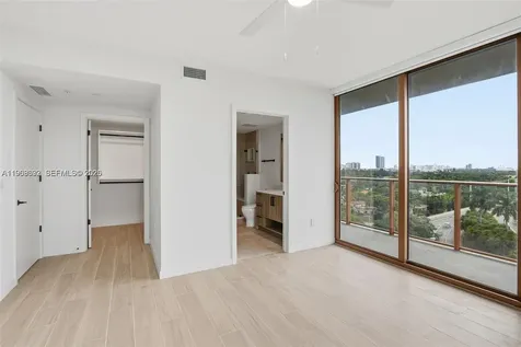 3900 Alton Road Miami Beach FL 33140