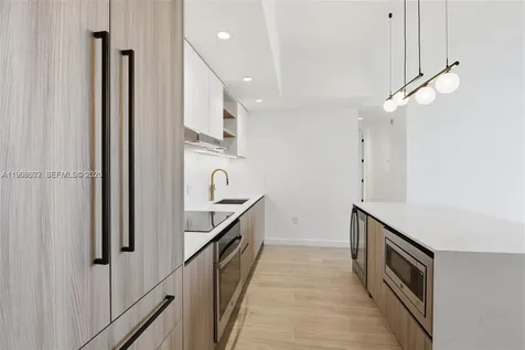 3900 Alton Road Miami Beach FL 33140