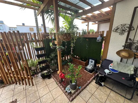 1218 SW 131st Place Circle W Miami FL 33184