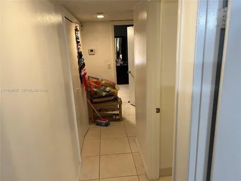 1218 SW 131st Place Circle W Miami FL 33184