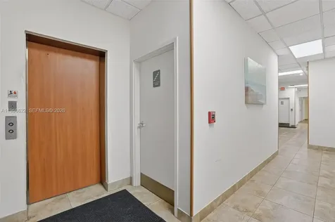 6067 Hollywood Boulevard Hollywood FL 33024
