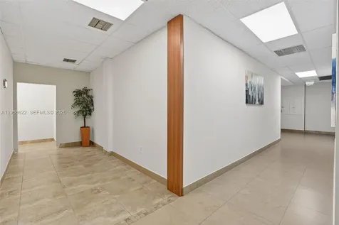6067 Hollywood Boulevard Hollywood FL 33024