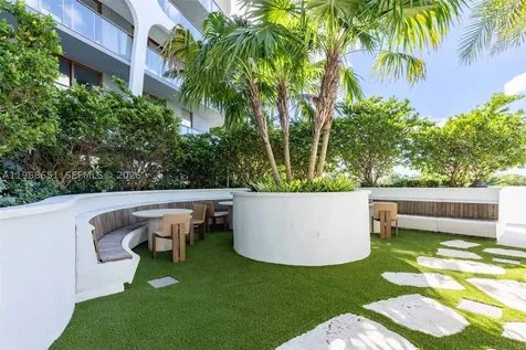 3900 Alton Road Miami Beach FL 33140